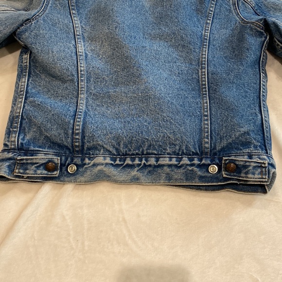 Levi’s Vintage Sherpa Denim Jacket | Size 36R - Picture 14 of 14